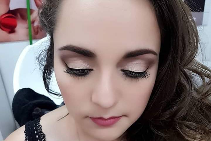 Maquillaje y peinado novia