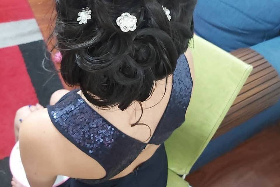 Maquillaje y peinado novia