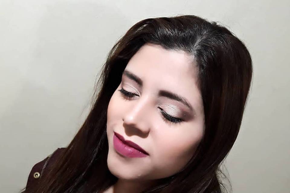 Maquillaje y peinado novia