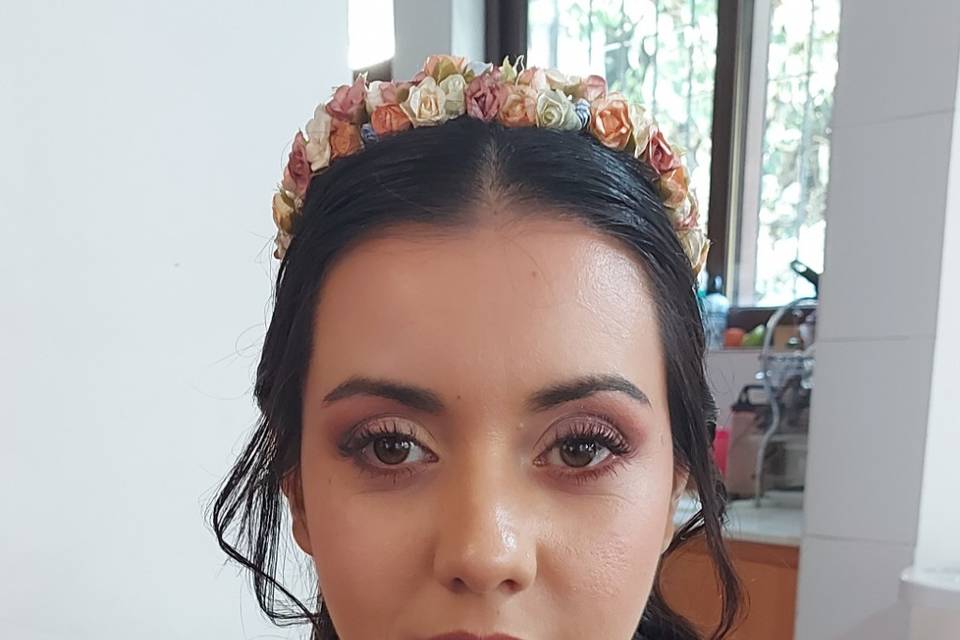 Maquillaje y peinado novia