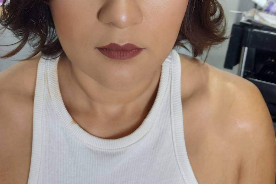 Maquillaje y peinado novia