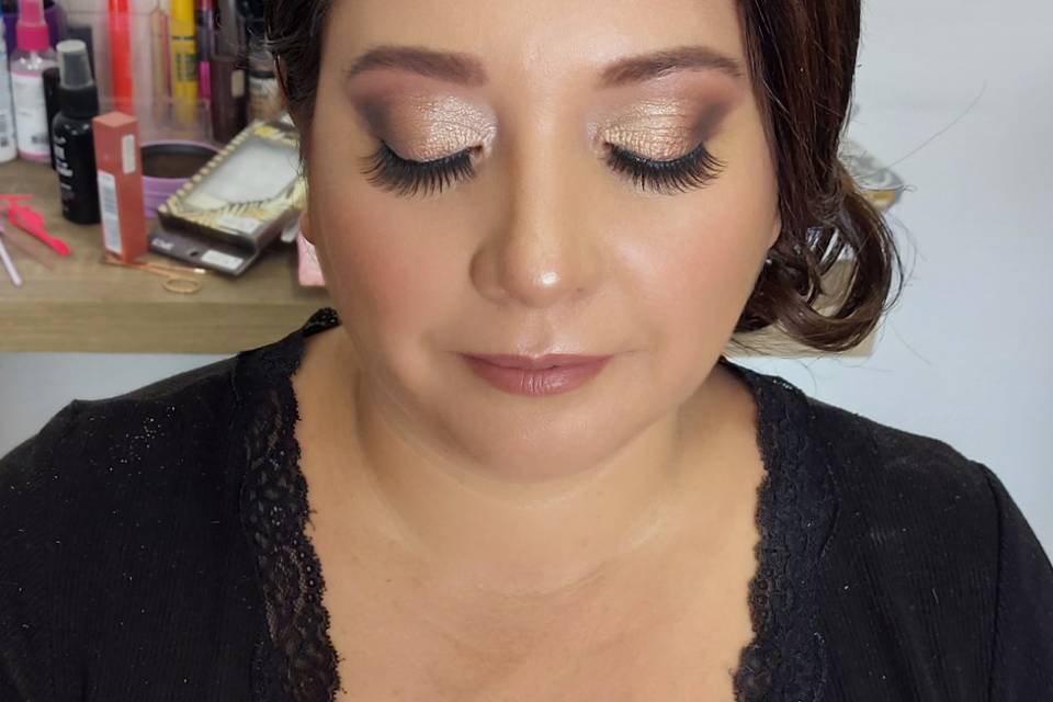 Maquillaje y peinado novia