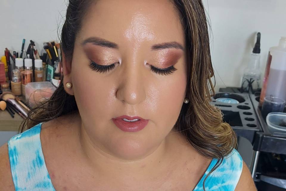 Maquillaje y peinado novia