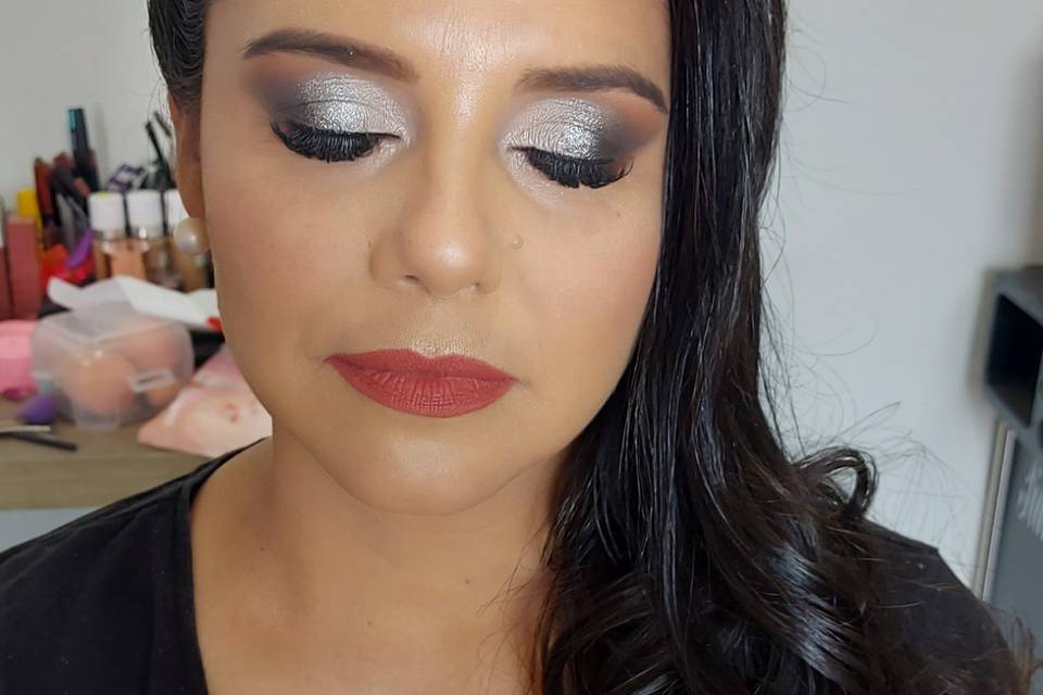 Maquillaje y peinado novia