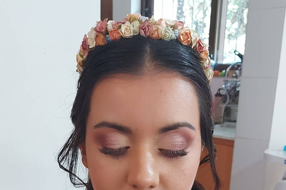 Maquillaje y peinado novia