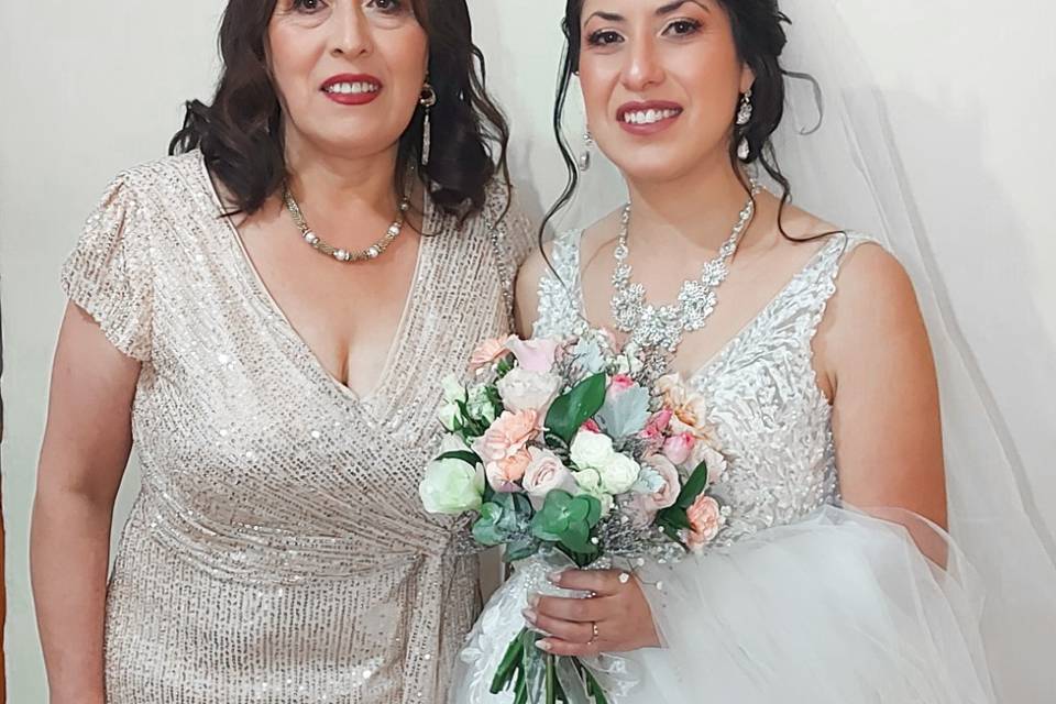 Novia + mamá