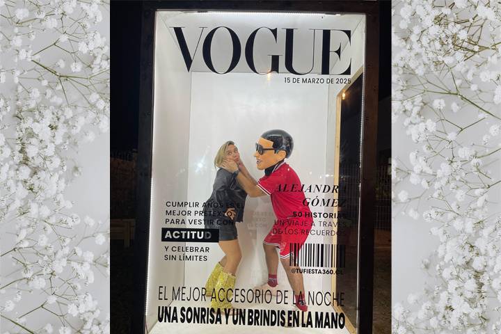 Cabina Magazine Booth VOGUE