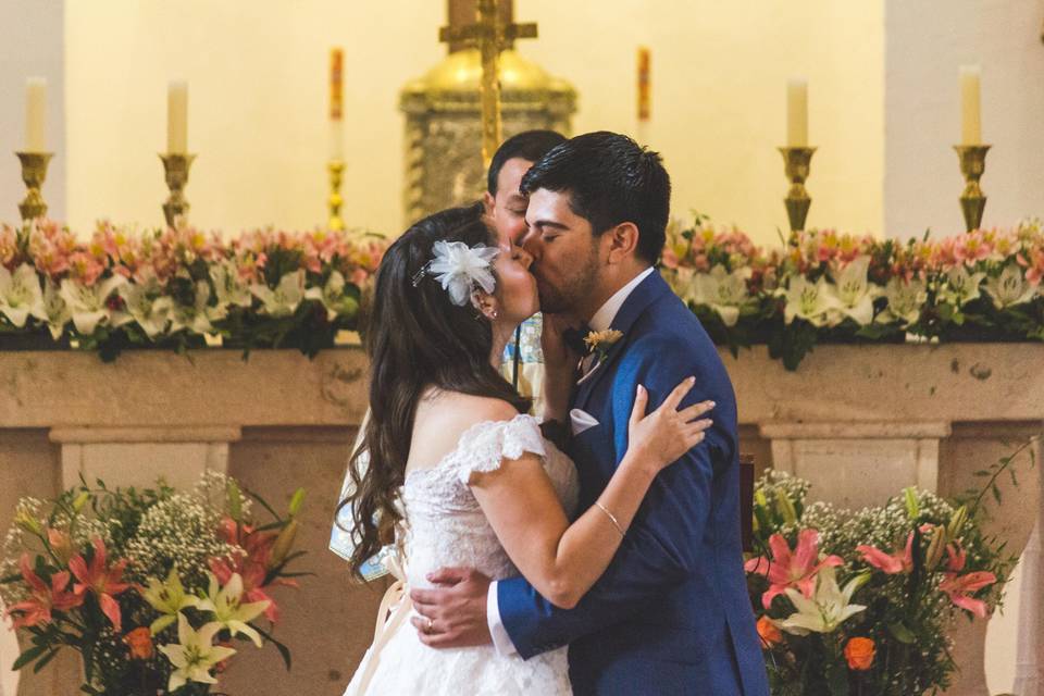 Karla y Ronnie - Iglesia