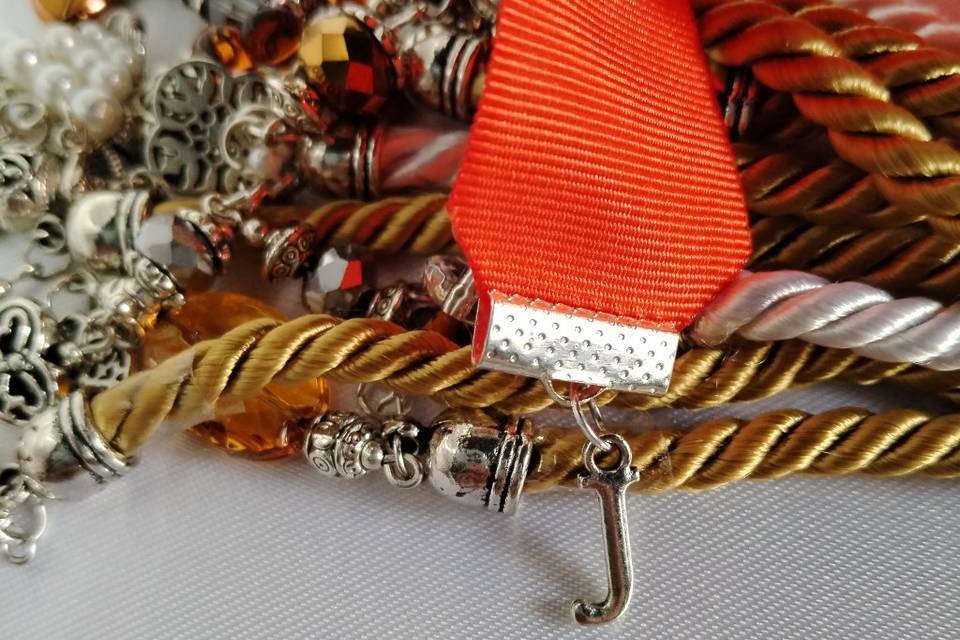 Dijes handfasting