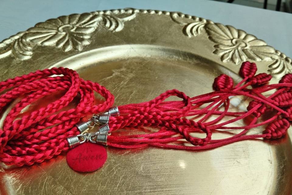 Hilo Rojo terminación plata