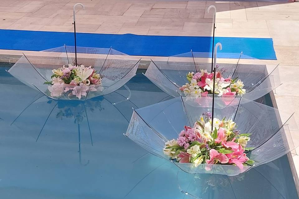 Altar y piscina floral