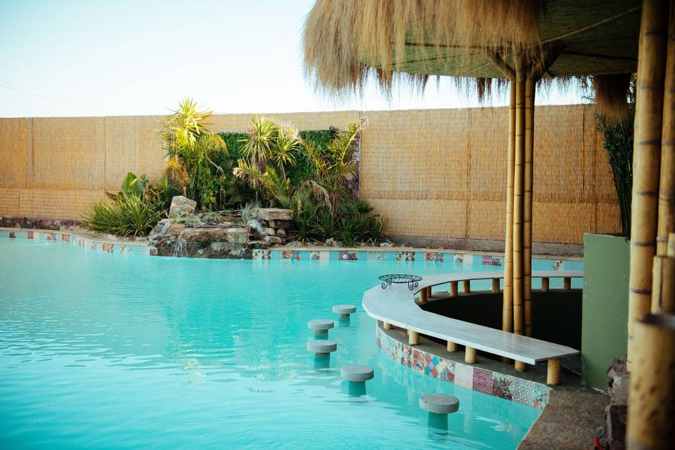 Piscina del salón bamboo