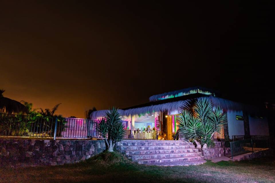 Exterior salón Bamboo