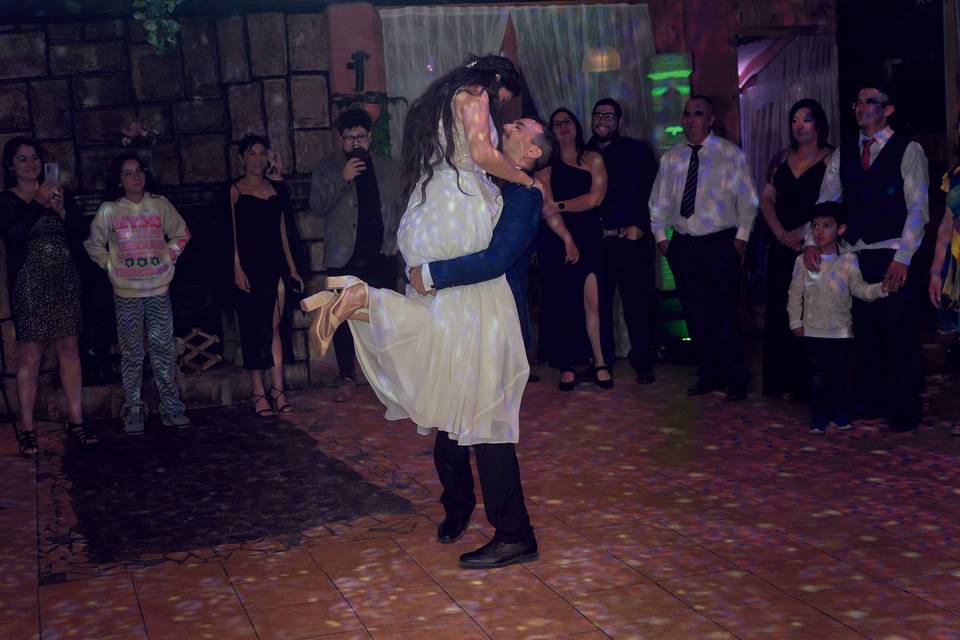 Bailamos