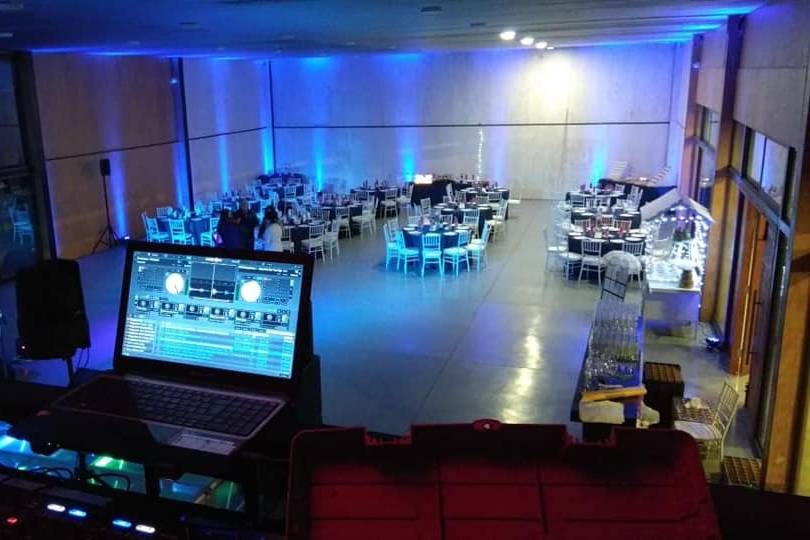 Vista superior DJ