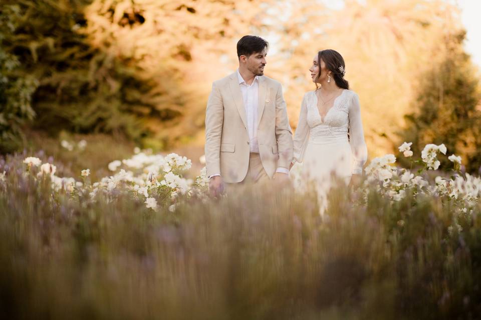 Novios en flores