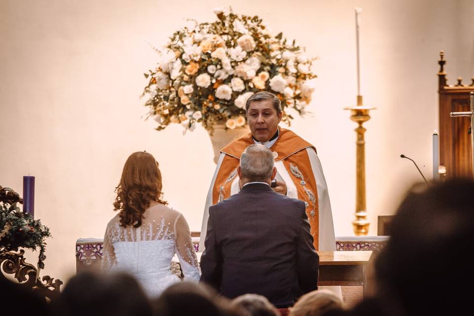 En el altar