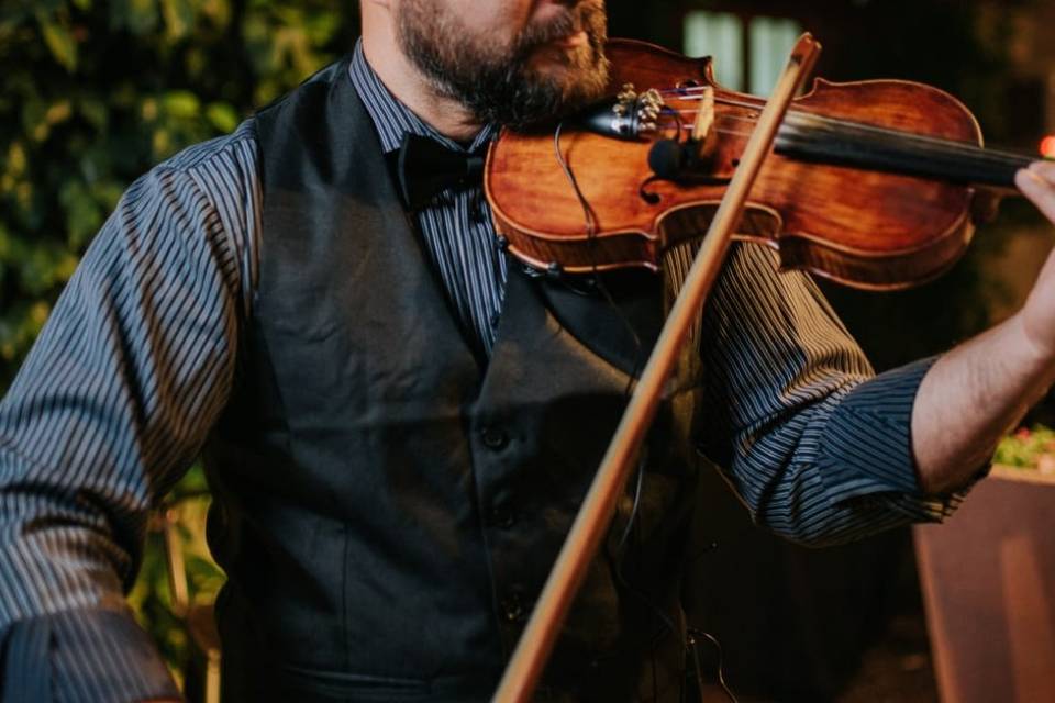 Rayner López - Violinista