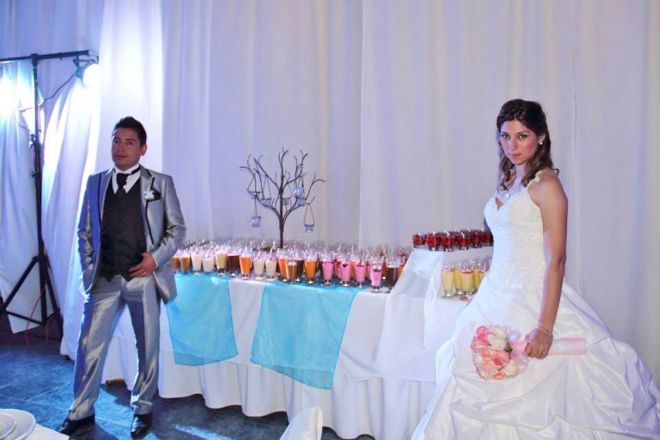 Novios y buffet