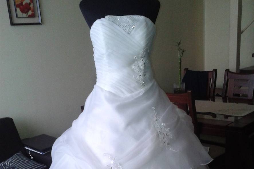 Ivory Novias Boutique