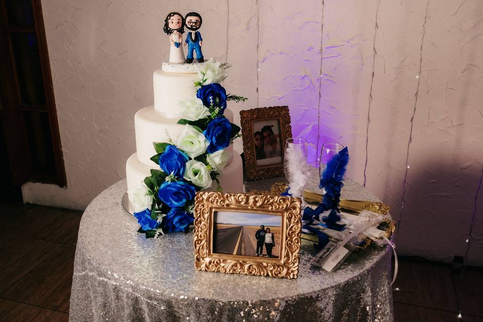 Corte de pastel de bodas