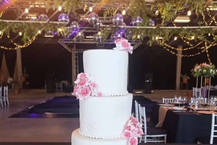 Torta fondant con flores