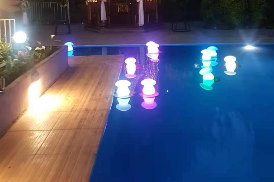 Deco piscina noche