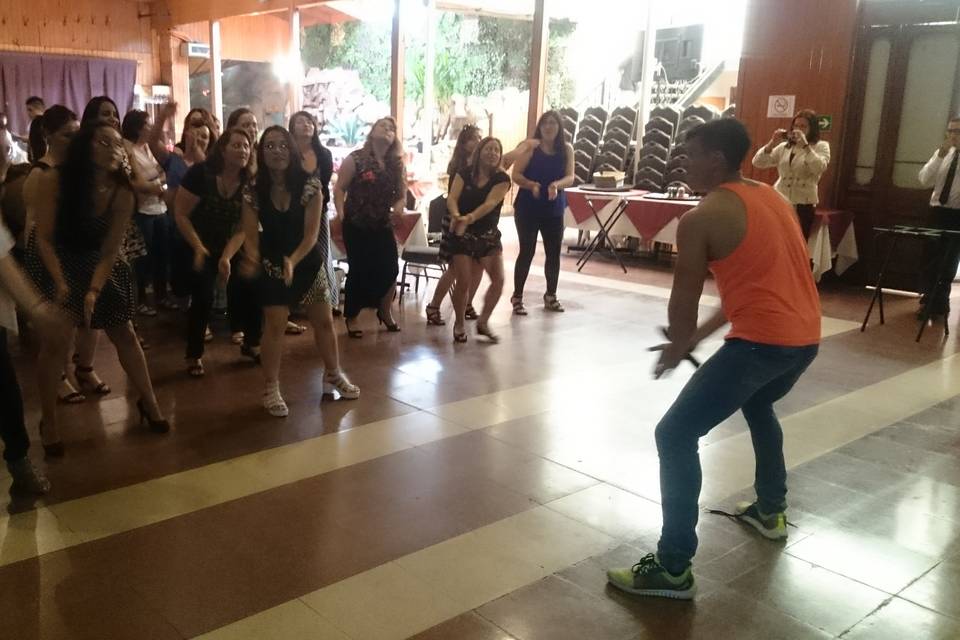 Baile entretenido