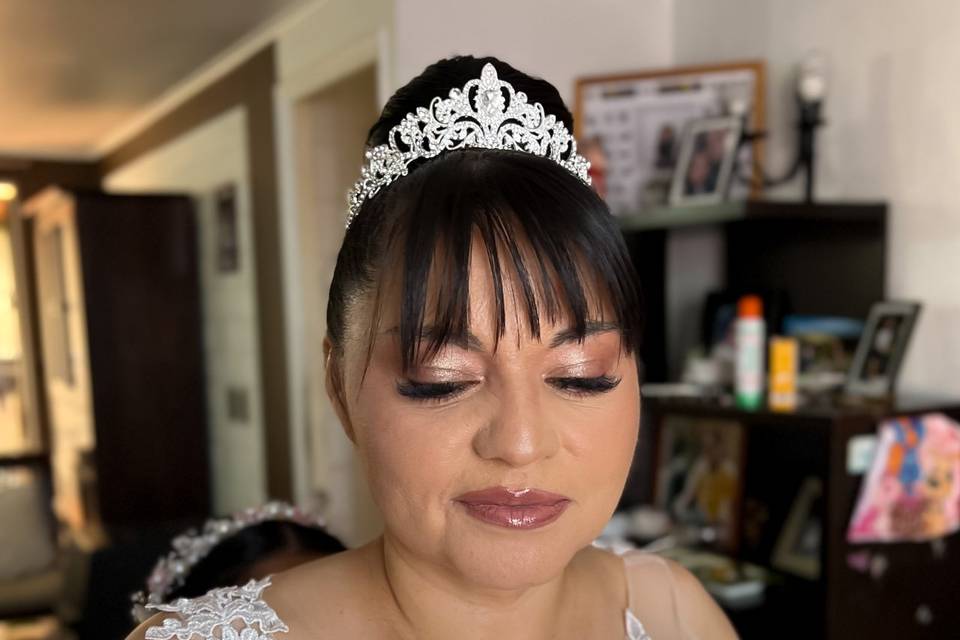 Maquillaje y peinado novia