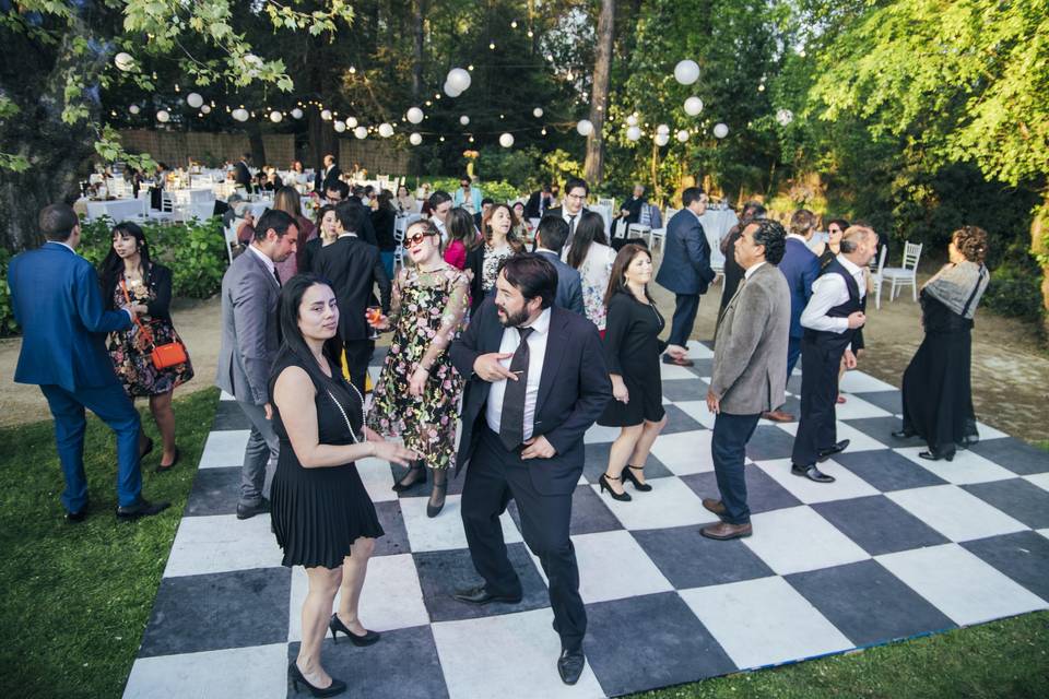 Más baile