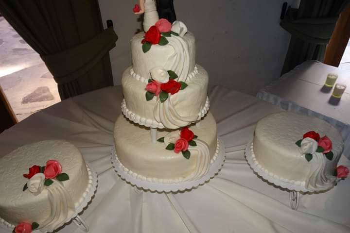 Torta de novios para 120 personas