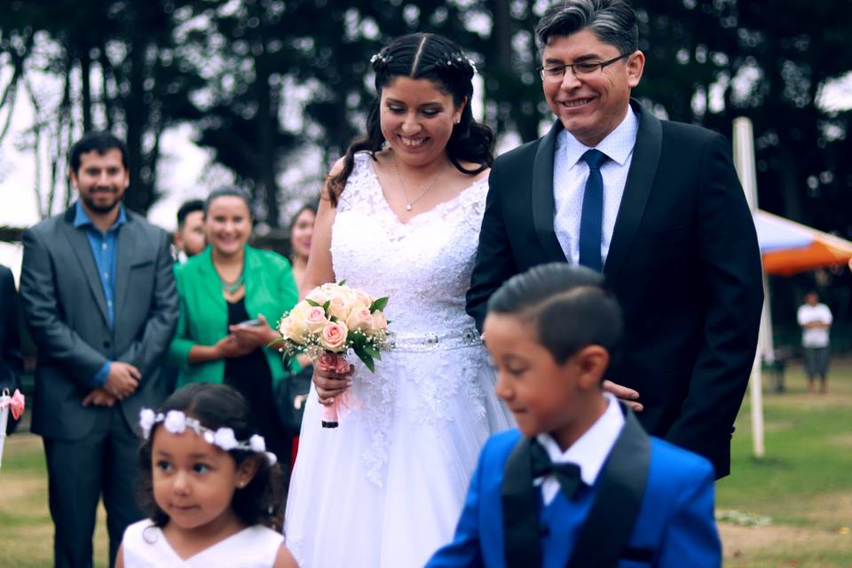 Camino hacia el altar