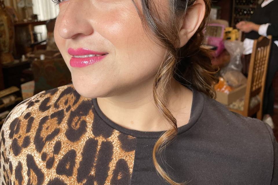 Aqua Tofana Makeup