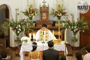 En el altar