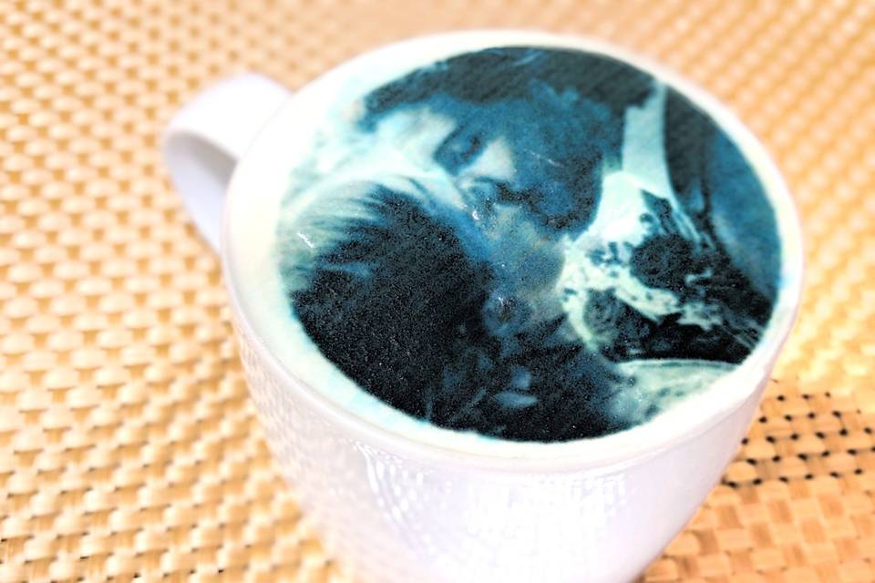 Café con foto impresa en crema