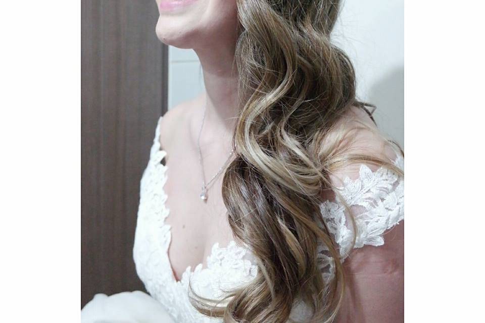 Maquillaje y peinado novia