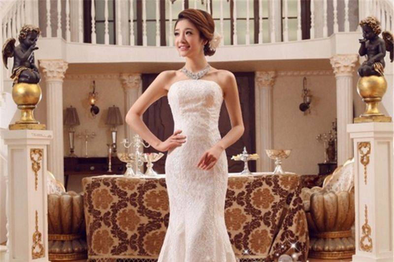 Strapless color ivory