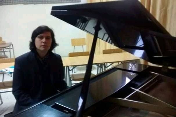 Eduardo Contreras - Piano