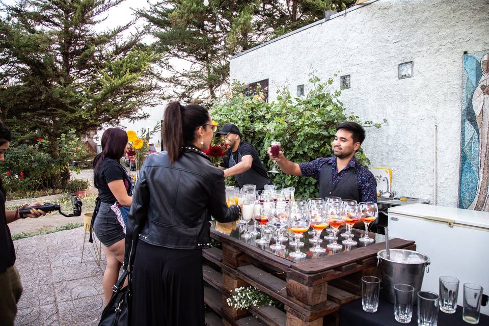 Bar exterior coctel