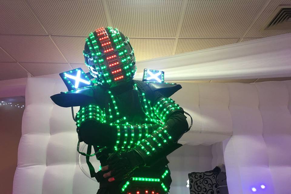 Robot led