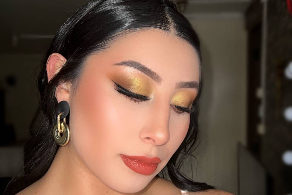 Maquillaje propio de fiesta