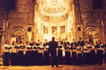 Grupo Coral en la Catedral