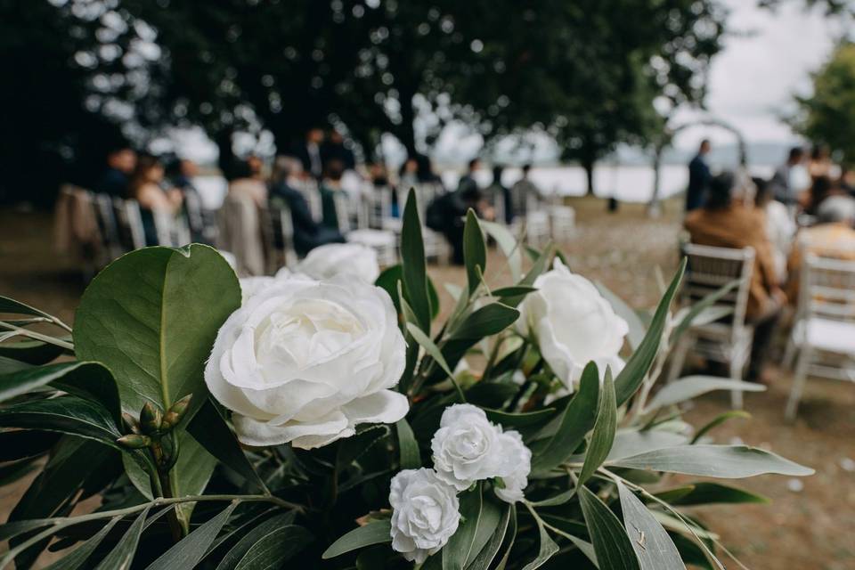 Arreglo floral para ceremonia