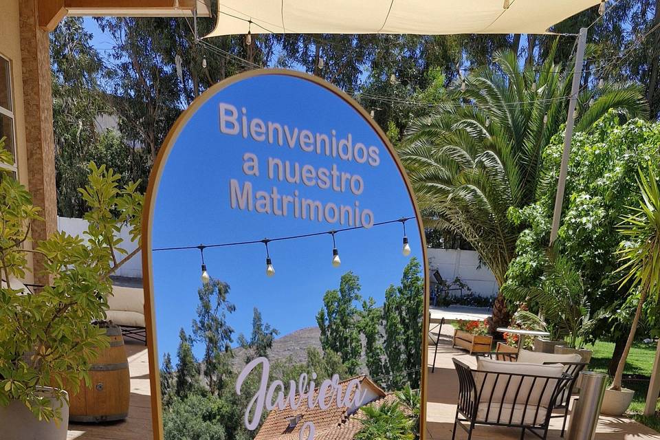 Arriendo de espejos bienvenida