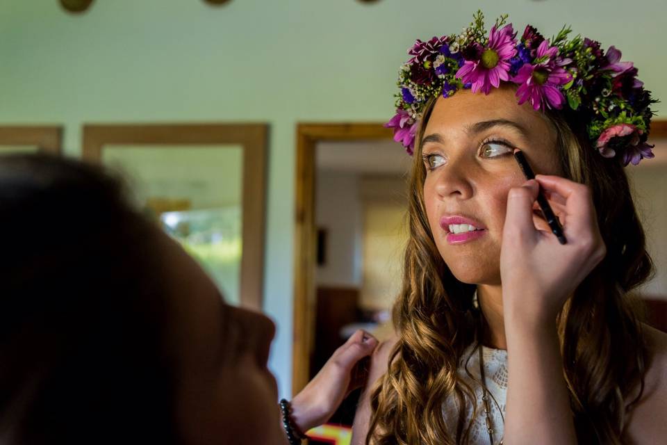 Maquillaje y peinado