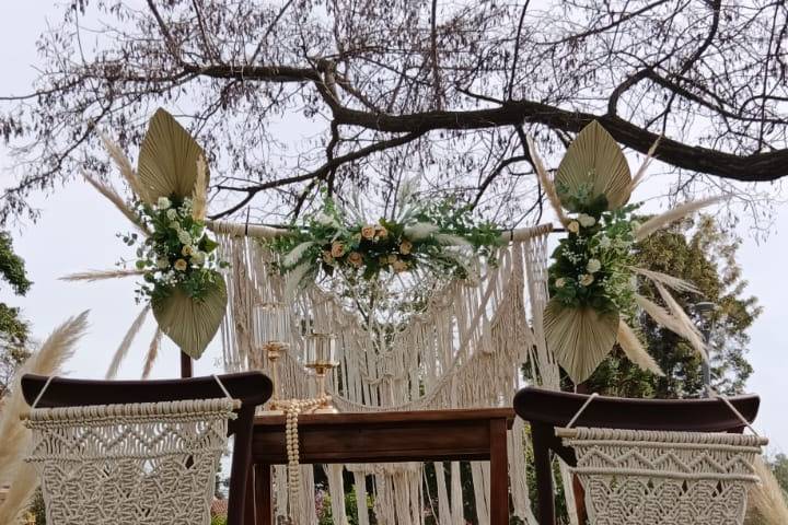 Altar boho chic