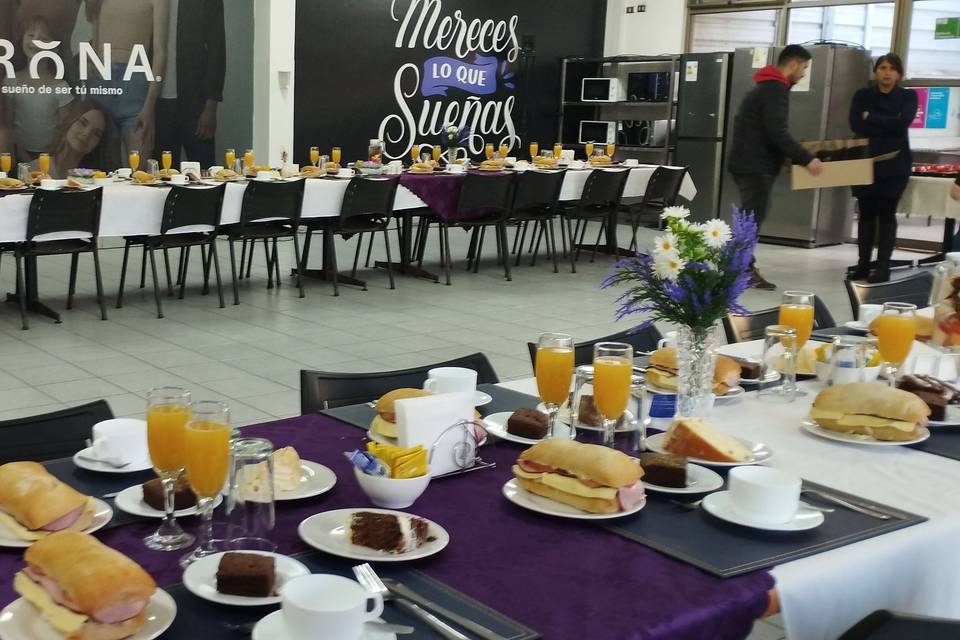 Desayuno empresarial corona