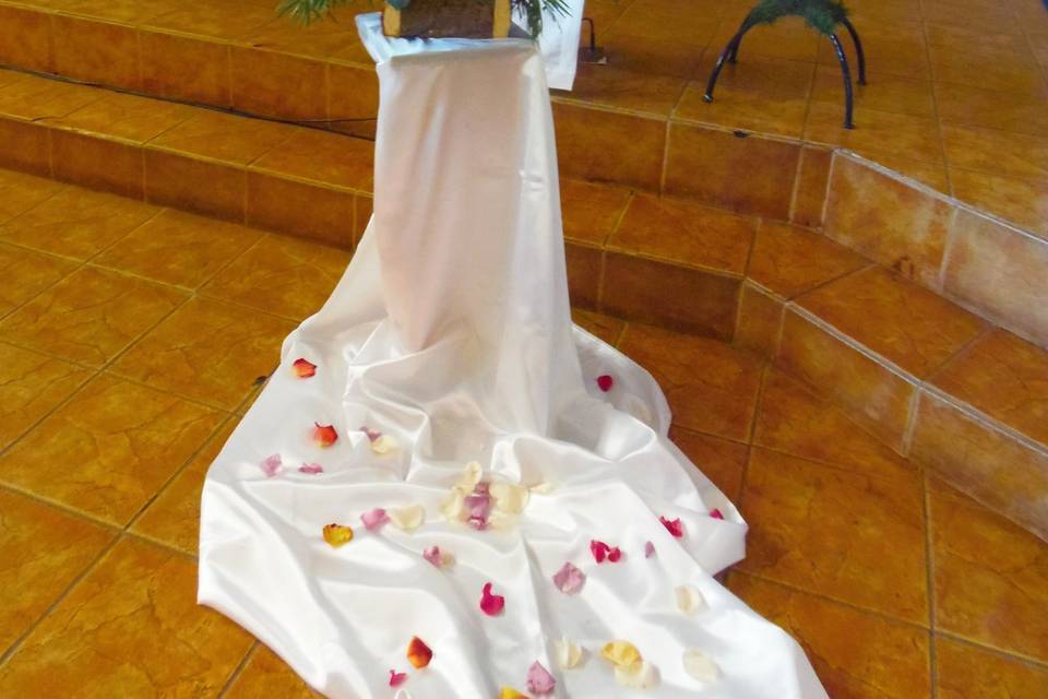 Arreglo floral iglesia