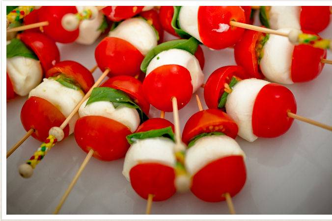 Pinchos de tomate cherry