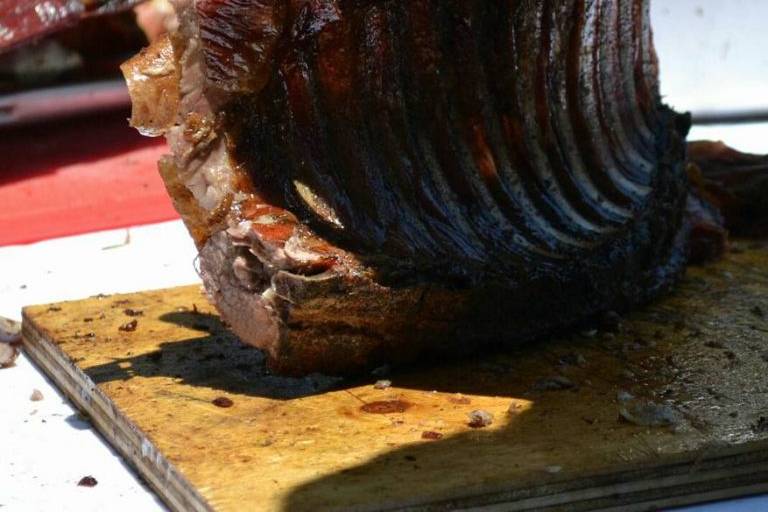 Costilla de cordero al palo